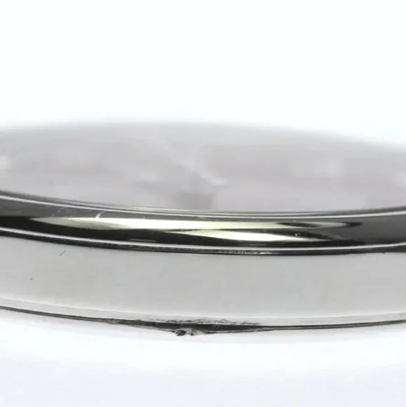 Gucci Luxury Watch - Picture 6 of 6